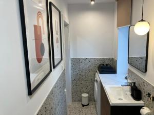 Ένα μπάνιο στο Apartamenty Polna 13