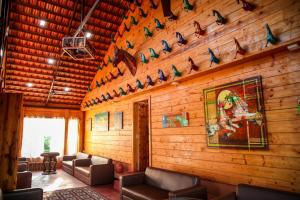 Satya Anantham Eco Retreat - Mystic Hotels的休息区
