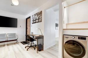 Fotografie z fotogalerie ubytování Aviator's Suite v destinaci Lakeway