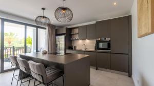 Cucina o angolo cottura di Luxe Breeze