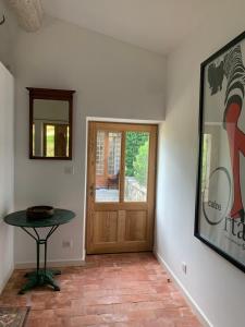 Gallery image of Bergerie in Montjustin +3 photos
