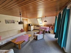 Postel nebo postele na pokoji v ubytování Moosblick