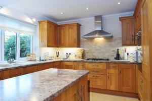 Köök või kööginurk majutusasutuses Sandy Gem - Viking Bay Getaway