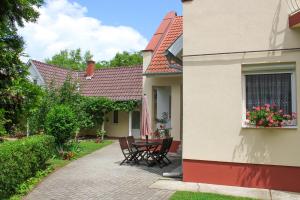 Villa Malina 8600 Siófok, Koltói Anna utca 7 kép - 2