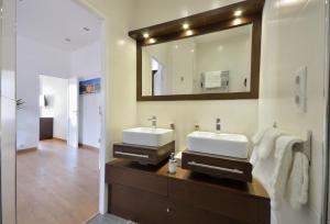 Kúpeľňa v ubytovaní Superbe appartement + 3 fotografie