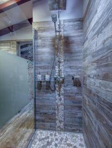 Ένα μπάνιο στο Grand Bungalow Viguier - Rivière Salée