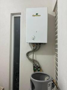 ein kleiner Raum mit Öffnung in der Unterkunft departamento en yecapixtla in Tecolote