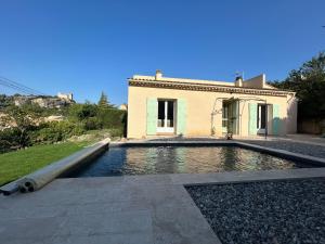 Πισίνα στο ή κοντά στο Villa Verde