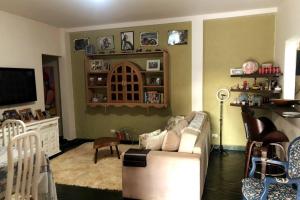 Et tv og/eller underholdning på Casa em região nobre com área Gourmet e Jacuzzi