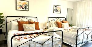 2q Beds Studio Apt With Shared Pool 08にあるベッド