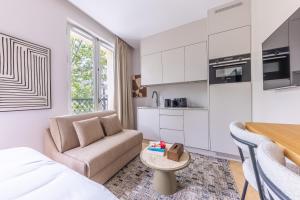 Cuisine ou kitchenette dans l'établissement Quartier Libre Marais