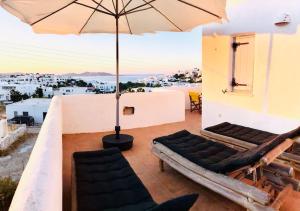 Χώρος καθιστικού στο Naousa Seaview Retreat II