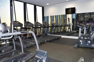 Fotografija u galeriji objekta Collins Night View 1br Apt In Melbournegym u gradu Melburn