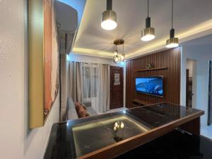 TV/trung tâm giải trí tại Scarlett Rae Private Pool Villa 2