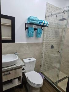 Phòng tắm tại Aqua Bliss!
