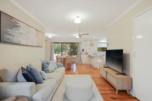 Et tv og/eller underholdning på Cowes Cottage Phillip Island