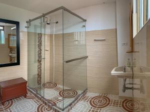 Vannituba majutusasutuses Casa Laurel