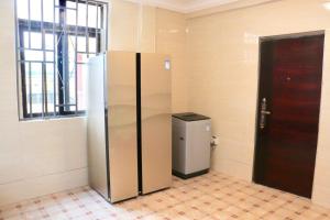 Φωτογραφία από το άλμπουμ του CRL Apartments 2 σε Tema