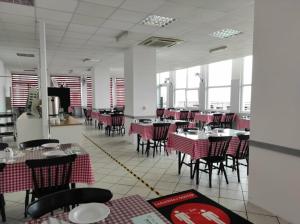 Restaurace v ubytování Ośrodek Wypoczynkowy Gwarek Ustronie Morskie