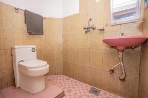 Vannituba majutusasutuses OYO 821 Hotel Gauri