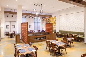 Restaurace v ubytování Lilac Kumbakonam + 37 fotografií