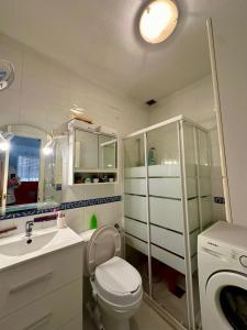 Bilik mandi di Bungalow Torrevieja REF 032