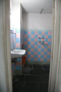 Ένα μπάνιο στο Hotel Ramnivas