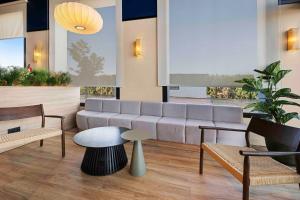 A seating area at B&B HOTEL Albacete