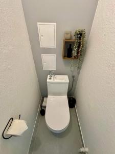 Ένα μπάνιο στο Cosy Family Home +15 φωτογραφίες