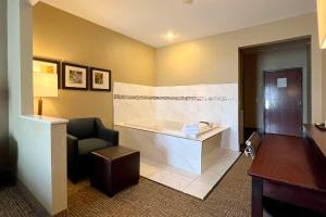 Posezení v ubytování Comfort Suites North