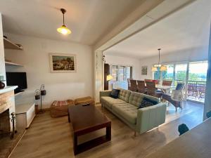 Posedenie v ubytovaní Casa amb piscina i jardí a Palamós per 6 persones