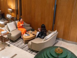 Posezení v ubytování Mövenpick Hotel Al Khobar