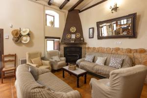 A seating area at Cortijo Entresierras