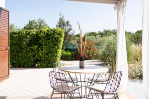 Afbeelding uit fotogalerij van CASA OSALA in Orosei +15 foto's