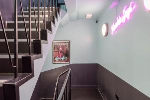 Φωτογραφία από το άλμπουμ του The "Slaycation" Crib - Soho - by Frankie Says στο Λονδίνο