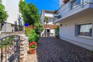 Balkón nebo terasa v ubytování Apartments Iva