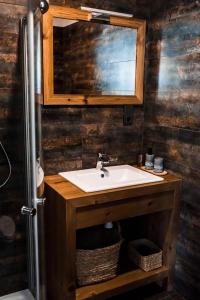 Koupelna v ubytování Apartmány ZeMě