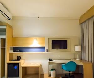 Stay Inn Santos Sua acomodação com cara de Hotel的厨房或小厨房
