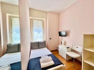 TV a/nebo společenská místnost v ubytování Bergamoinhouse airport