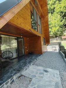 Photo de la galerie de l'établissement Cabana A Brezoi, à Brezoi