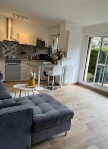 Fotografia z galérie ubytovania Appartement avec jardin privé - 2 à 4 voyageur(s) v destinácii Chaville