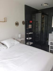 Fotografia z galérie ubytovania Appartement avec jardin privé - 2 à 4 voyageur(s) v destinácii Chaville