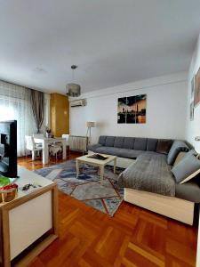 Χώρος καθιστικού στο Apt Iva 2