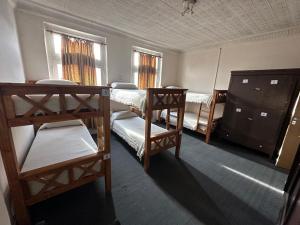 Ένα ή περισσότερα κρεβάτια σε δωμάτιο στο Hotel Paris +40 φωτογραφίες