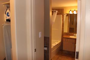 Vannituba majutusasutuses Clearwater Hotel Ltd