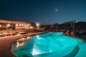 Bazén v ubytování Inara Camp nebo v jeho okolí