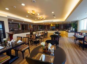 Restaurace v ubytování Grand Villaggio Hotel Abu Dhabi