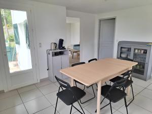 Η κουζίνα ή μικρή κουζίνα στο Maison Harandi Etxea +5 φωτογραφίες
