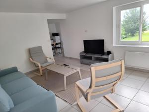 Μια τηλεόραση ή/και κέντρο ψυχαγωγίας στο Maison Harandi Etxea