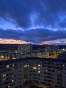 Nespecifikovaný výhled na destinaci Longjumeau nebo výhled na město při pohledu z apartmánu + 7 fotografií